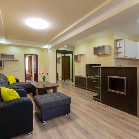 Umba Apartment N5 - Balcony And Mount Ararat View Jerevan Eksteriør billede