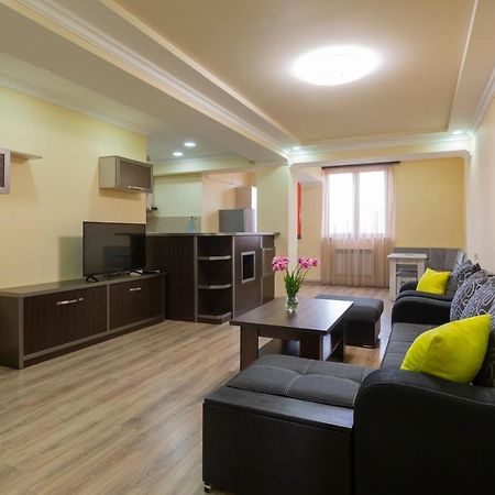 Umba Apartment N5 - Balcony And Mount Ararat View Jerevan Eksteriør billede