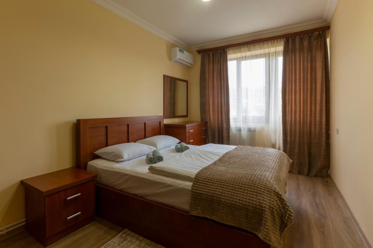 Umba Apartment N5 - Balcony And Mount Ararat View Jerevan Eksteriør billede